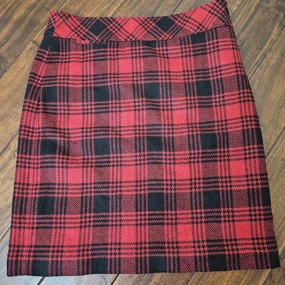 L.L. Bean Red and Black Plaid Pencil Skirt Womens Size 12 Regular